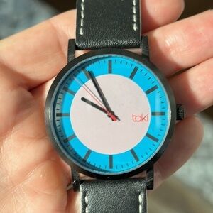 🩵🩵🩵Taki watch pink blue large round face leather strap
